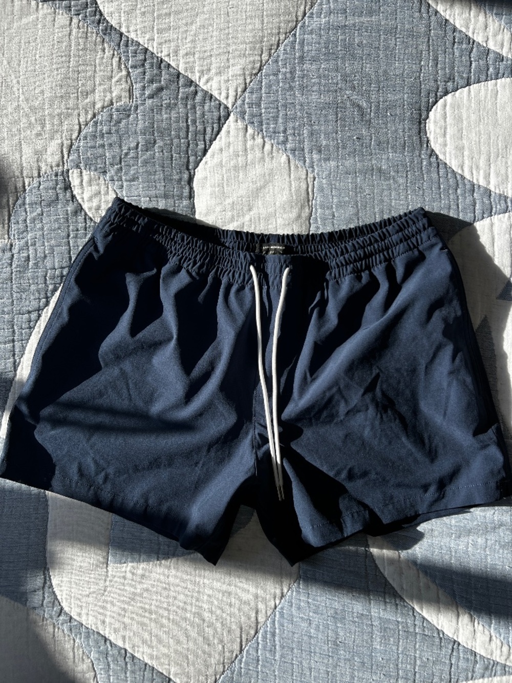 Club Monaco 4" Inseam Swim Shorts Swim Trunks - Navy Blue - Large